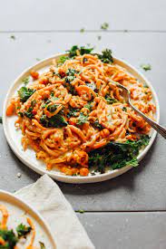 Garlicky Alfredo Sweet Potato Noodles Minimalist Baker Recipes Recipe Sweet Potato Pasta Sweet Potato Noodles Recipes