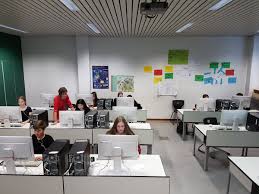 Maybe you would like to learn more about one of these? Nz Lokalredaktion ×'×˜×•×•×™×˜×¨ Hier Arbeitet Der Journalistennachwuchs Der Nz Achtklassler Der Adam Kraft Realschule Nuernberg De Gestalten Diese Woche Eine Sonderseite Zum Thema Das Original Die Am Freitag In Der Nz Erscheint Https T Co Seiayhaobl