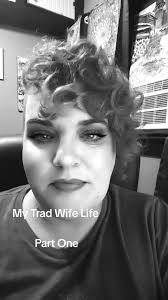 Isabelle Mclean Trad Wife