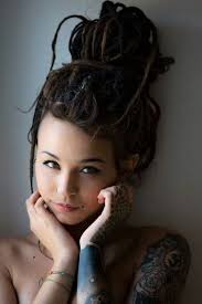 De just chatting seen wed, may 26 at 18:40. 830 Idee Su Dreads Style Nel 2021 Capelli Acconciature Dreadlock Dreadlock