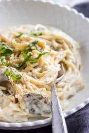 This Healthy Creamy And Delicious Pasta Recipe Is Made With Shaved Black Truffles From A Jar And Cashew Cream It S An Easy In 2020 Vegan Truffles Truffle Pasta Food