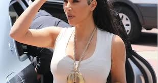 Kris humphries y kim kardashian se casaron en agosto de 2011 y en octubre interpusieron la demanda de divorcio. Kim Kardashian Showt Tepels In Disneyland Entertainment Telegraaf Nl