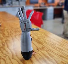 FAB LAB DE UNITEC ES EL ÚNICO ACREDITADO COMO NODO FAB ACADEMY DEL MIT EN  CENTROAMÉRICA