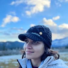 oci application for minors, who needs to sign the disclaimer form? is it ok  to print the shipping label in parents name and not