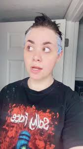 Haida will get hit... with a kiss...maybe // check links #aggretsuko #...