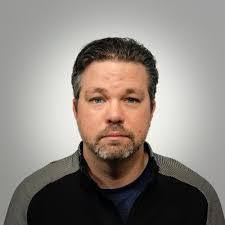 Jeffrey Plank's Instagram, Twitter & Facebook