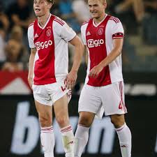 Frenkie de jong pes 2018 stats. Opposing Players To Watch Ajax S Matthijs De Ligt And Frenkie De Jong Have Both Been Linked To Bayern Munich And Fc Barcelona Bavarian Football Works