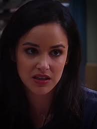 Vanessa Bayer Brooklyn 99 Backstory