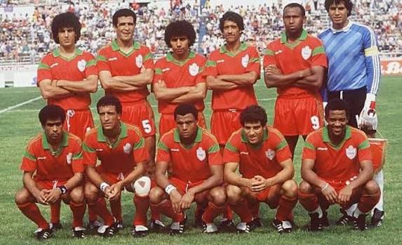 En el Mundial de México 1986, Marruecos hizo historia al convertirse en la  primera selección africana en avanzar a los octavos de final de un Mundial.  Aquel Mundial lideraron de forma invicta