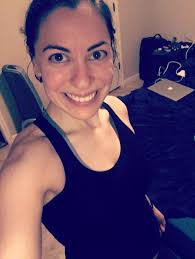 I'm feeling so much stronger than I did during filming of this SuperBlock,  as apparent by how much deeper I can go with these lunges. Seems so long  ago! 😂 Throw a