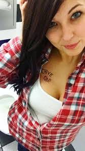 Sofia Larson's Instagram, Twitter & Facebook