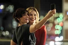 Titre original au delà des apparences première date d'air jan. Les Apparences Sont Trompeuses