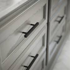 Great for the kitchen refurb of the cupboard doors, which make it to. Flat Black Square Drawer Pulls Are Perfect For Both The Modern Farmhouse You Ve Been Dreaming Of Black Cabinet Hardware Drawer Pulls Matte Black Kitchen