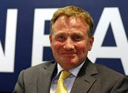 Mike Maher's Instagram, Twitter & Facebook