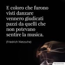Certe musiche malinconiche e deprimenti risultano piacevoli e sollevano l'umore. 100 Frasi Belle Per Tumblr Instagram Facebook E Whatsapp Le Piu Famose E Significative Nel 2021 Citazioni Sagge Frasi Positive Citazioni Brevi