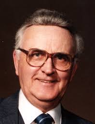 Kenneth Tubbs's Instagram, Twitter & Facebook