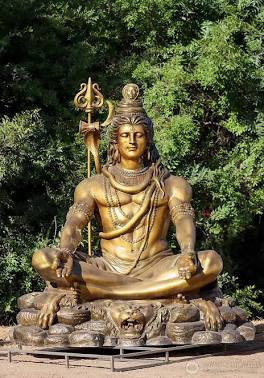 Golden fiberglass Shiva statue inspired by Rishikesh�s Ganges icon ...