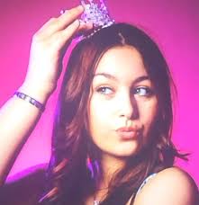 Paid work **** Looking for 2 or 3 female models for a paid shoot. The theme  is feet and shoes, see the moodboard for an idea of the style of images.