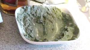 Comment Faire Un Cataplasme D Argile Verte A La Maison Argile Verte Cataplasme Cataplasme Argile
