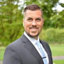 The Best 10 Real Estate Agents near Rachelle Beveridge -Coldwell Banker Pro  West Real Estate Ashland in Medford, OR