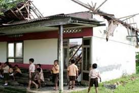 Gambar pemandangan sawah desa gambar pedesaan gambar rumah desa contoh gambar pemandangan lukisan desa gambar pemandangan alam foto pemandangan desa gambar balai desa gambar gapura desa gambar kepala desa gambar desa kartun masyarakat desa gambar. Ratusan Ruang Kelas Sd Di Sukabumi Rusak Republika Online