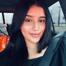 Angelina Mata's Instagram, Twitter & Facebook