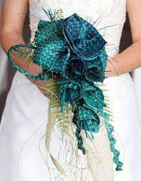 Pin By Mitch Walker On Putiputi Dyed Flowers Flax Flowers Flower Bouquet Wedding