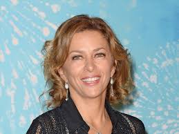 Epingle Sur Series Tv