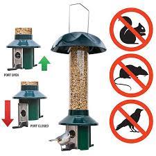 The feeding ports automatically shut down on any bird or pest larger than a cardinal. Pest Off Bird Feeder Mixed Seed Tfm Farm Country Superstore