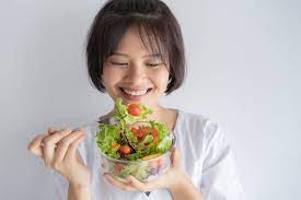 Namun untuk penderita diabetes, maka kue manis bisa menjadi ancaman yang serius. 15 Minuman Dan Makanan Untuk Penderita Diabetes Hello Sehat