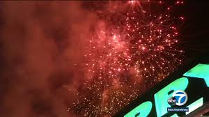 Las Vegas New Year S Eve Fireworks Show Canceled Yet Thousands Still Expected To Celebrate Abc7 Los Angeles Your new years eve stock images are ready. new year s eve events in las vegas expected to draw thousands
