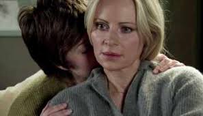 Corrie at Christmas but is it merry & bright? (25 Dec)