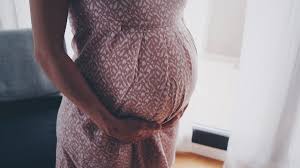Reichlich zeit für den bauch, um zu wachsen. Harter Bauch In Der Schwangerschaft Normal Oder Gefahrlich