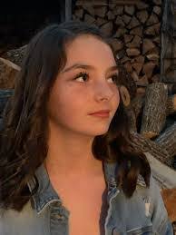 Rebecca Burress's Instagram, Twitter & Facebook