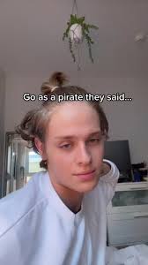 Happy halloweennnn #tiktok #fyp #foryoupage #lgbt #gay #drag #bi #makeup