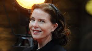 Promi Geburtstag Vom 20 Juni 2020 Gudrun Landgrebe In 2020 Gudrun Klatsch Und Tratsch Zierliche Frauen