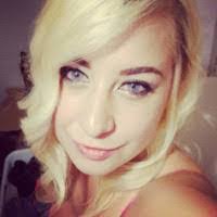 Krystal Lohr's Instagram, Twitter & Facebook