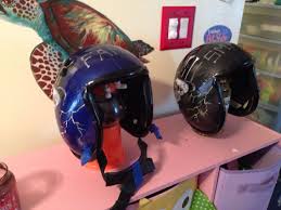 Fangs And Smash F 22 Fighter Pilot Helmet Custom Paint Job Hand Painted By Jennifer Gose Using Model Paint And Spray Model Paint Custom Paint Jobs Paint Job