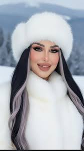 اني مو خاين مابعتك ريم السواس هوليدي بيتش