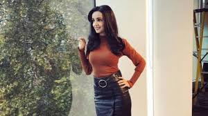 Sanaya Irani Reaches 2 Million Followers On Instagram Iwmbuzz 1 actress, the adorable sanaya irani is quite elusive on the social network. million followers on instagram
