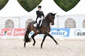 German dressage riders isabell werth, monica theodorescu and nicole uphoff. Jessica Von Bredow Werndl Meldet Sich Mit Sieg Aus Babypause Zuruck Equestrian Worldwide Pferdesport Weltweit Eqwo Net