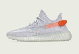 Yeezy new collections sale, latest styles and different sizes! Adidas Yeezy Boost 350 V2 Tail Light Fx9017 Basketballschuhe Basketo De