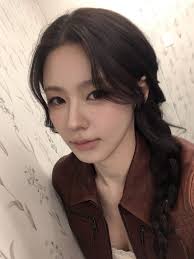 𝗧𝗮𝗶𝘄𝗮𝗻𝗲𝘀𝗲...