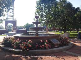 Foley, a small alabama town with a population around 14,000, is located just a half hour away from the white sand beaches of gulf shores. Foley Alabama A Charming Town Near The Gulf Coast Top Ten Travel Blog