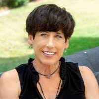 Laura Dumler's Instagram, Twitter & Facebook