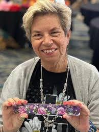 Simple engagement cake 🤍