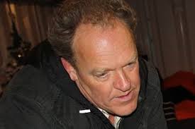 Bert Visscher opnieuw langs theaters met voorstelling 'Hij wordt vanzelf  moe'