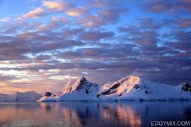 Antarctica-Natural Beauty
