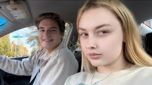 Heather Laub's Instagram, Twitter & Facebook