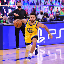 On way to his career night, curry created little nuggets of history along the way, be it matching a feat last achieved by kobe bryant or solidifying his mark as one of the greatest shooters in the history of the nba. Nba History On Twitter Stephen Curry Is The First Warriors Player To Score 62 Points Since Rick Barry 64 Points On March 26 1974 Eliassports Https T Co 3fnodjriah